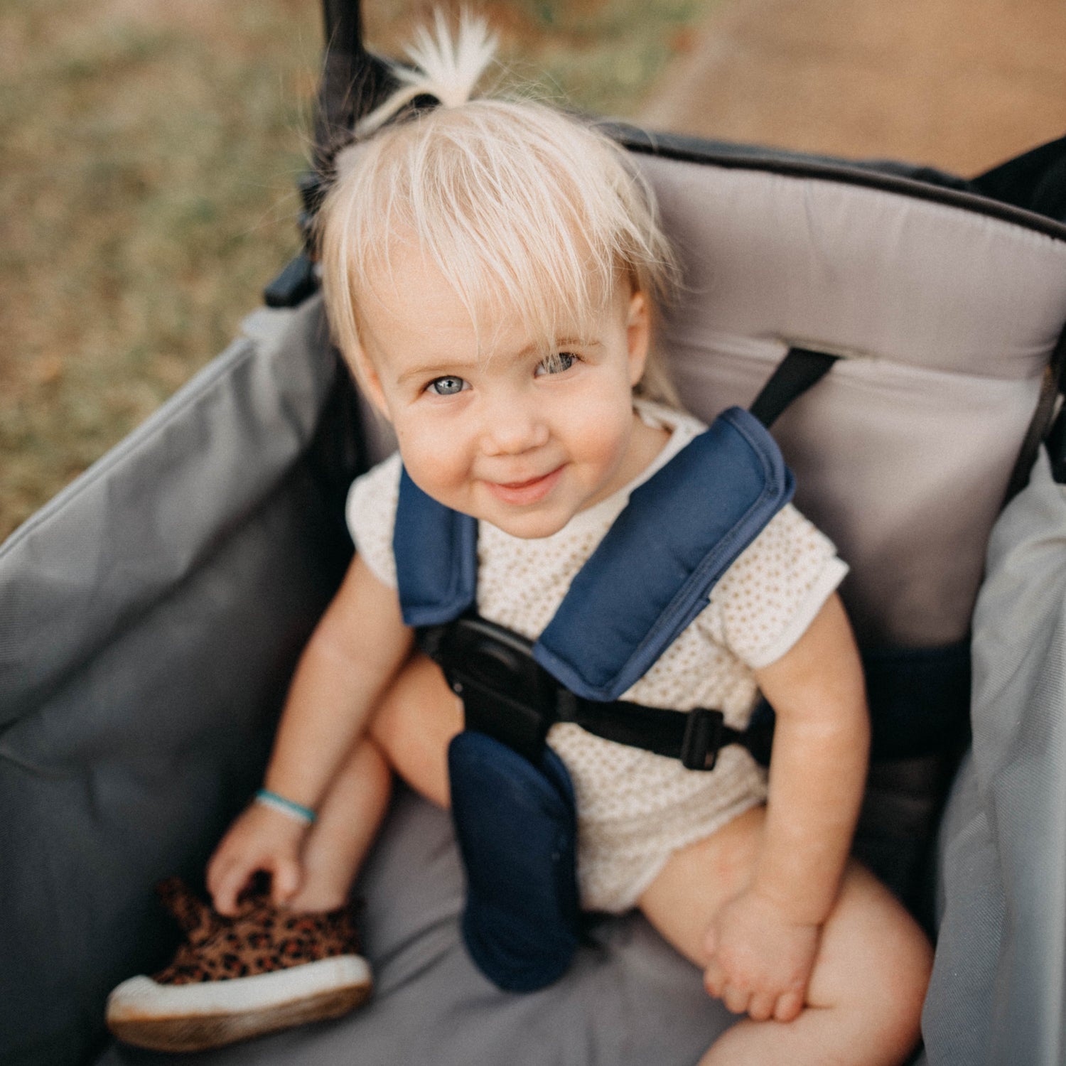 X2 Push + Pull Double Stroller Wagon (2 Seater) - Lifestyle Image - Blue - Buckle